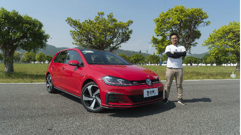 激烈驾驶舒适家用两不误的性能小钢炮,伟龙试新高尔夫GTI